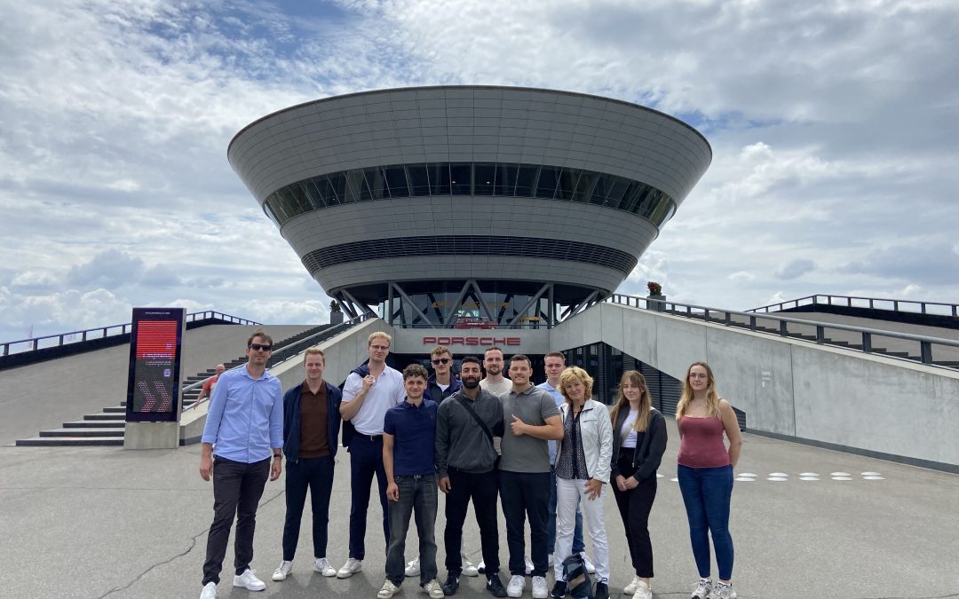 Die AK23‑2 auf Exkursion zu Porsche in Leipzig